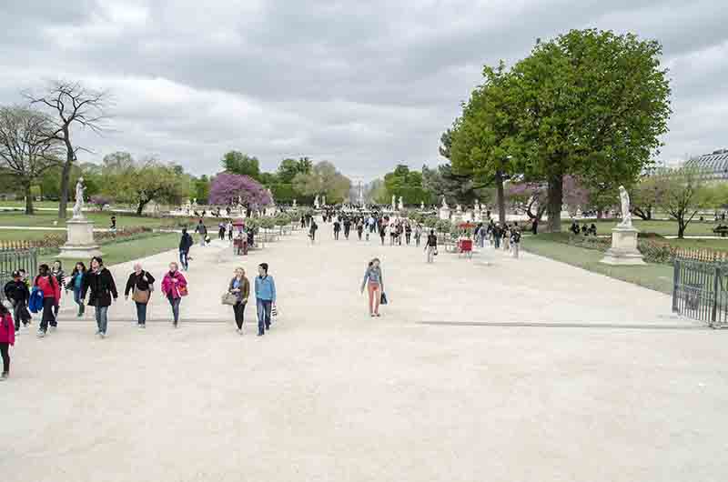 99 - Francia - Paris - jardin Les Tuileries.jpg